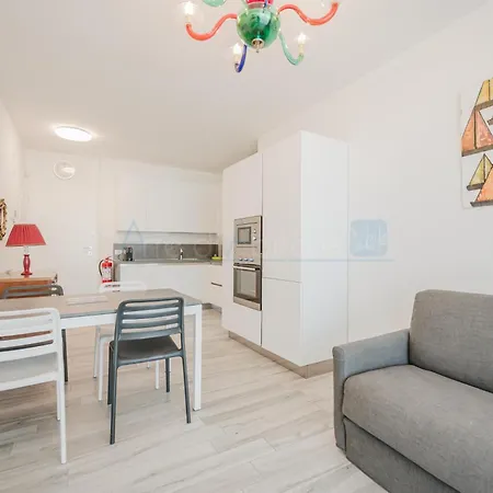 Palm 3 Apartment